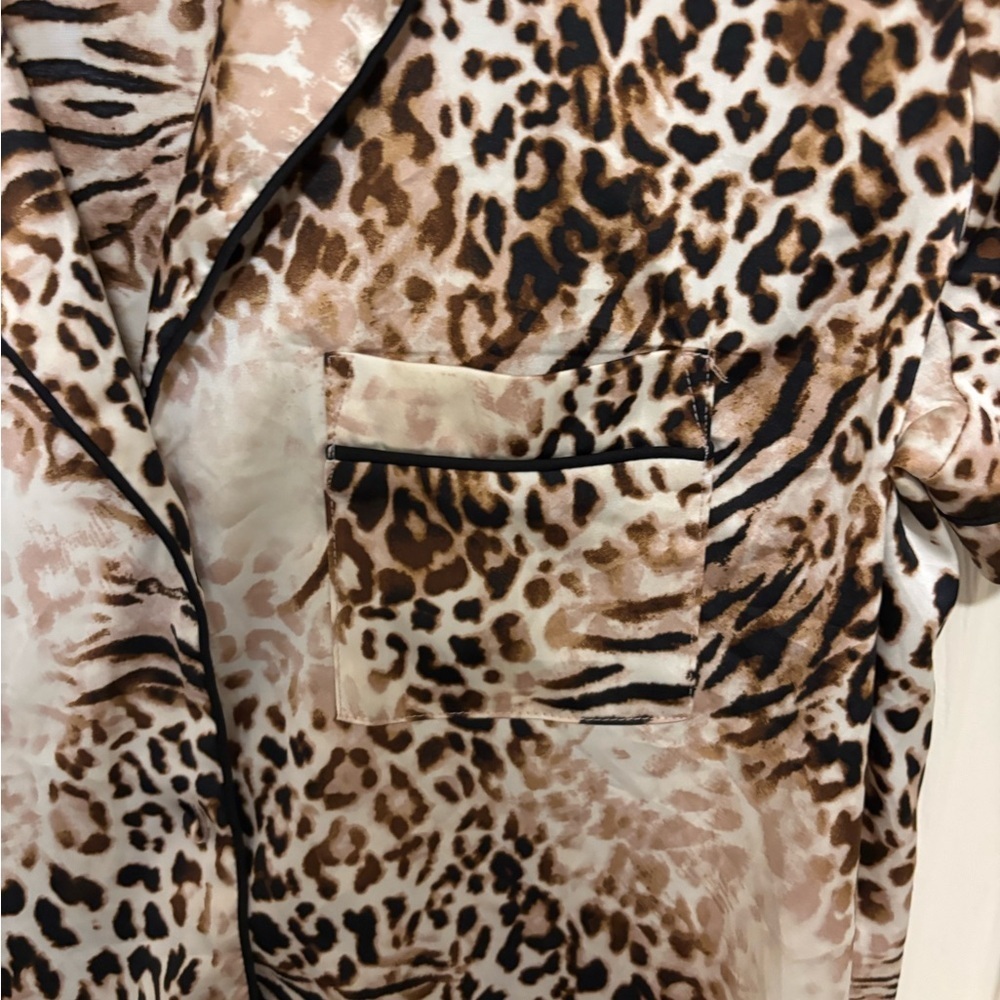 INC International Concepts 2-Piece Stretch Satin Pajama Set Leopard Print XS - Picture 4 of 11